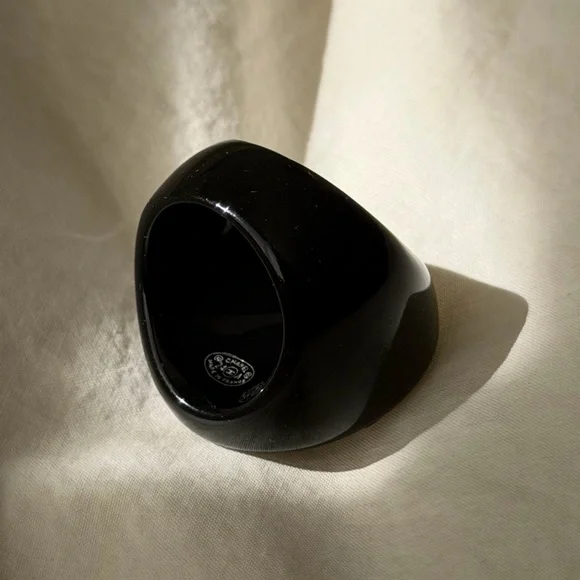 CHANEL Black and Gold Emblem Ring - Picture 6 of 16